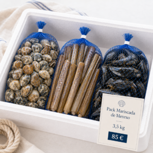 Pack Mariscada de Merexo con almeja de la ría de Arousa, longueirón de A Costa da Morte y mejillón gallego envasados en redes azules.